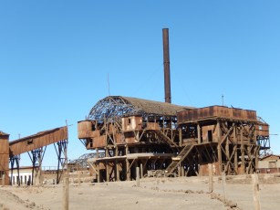 Santa Laura (c) Shafik Meghji